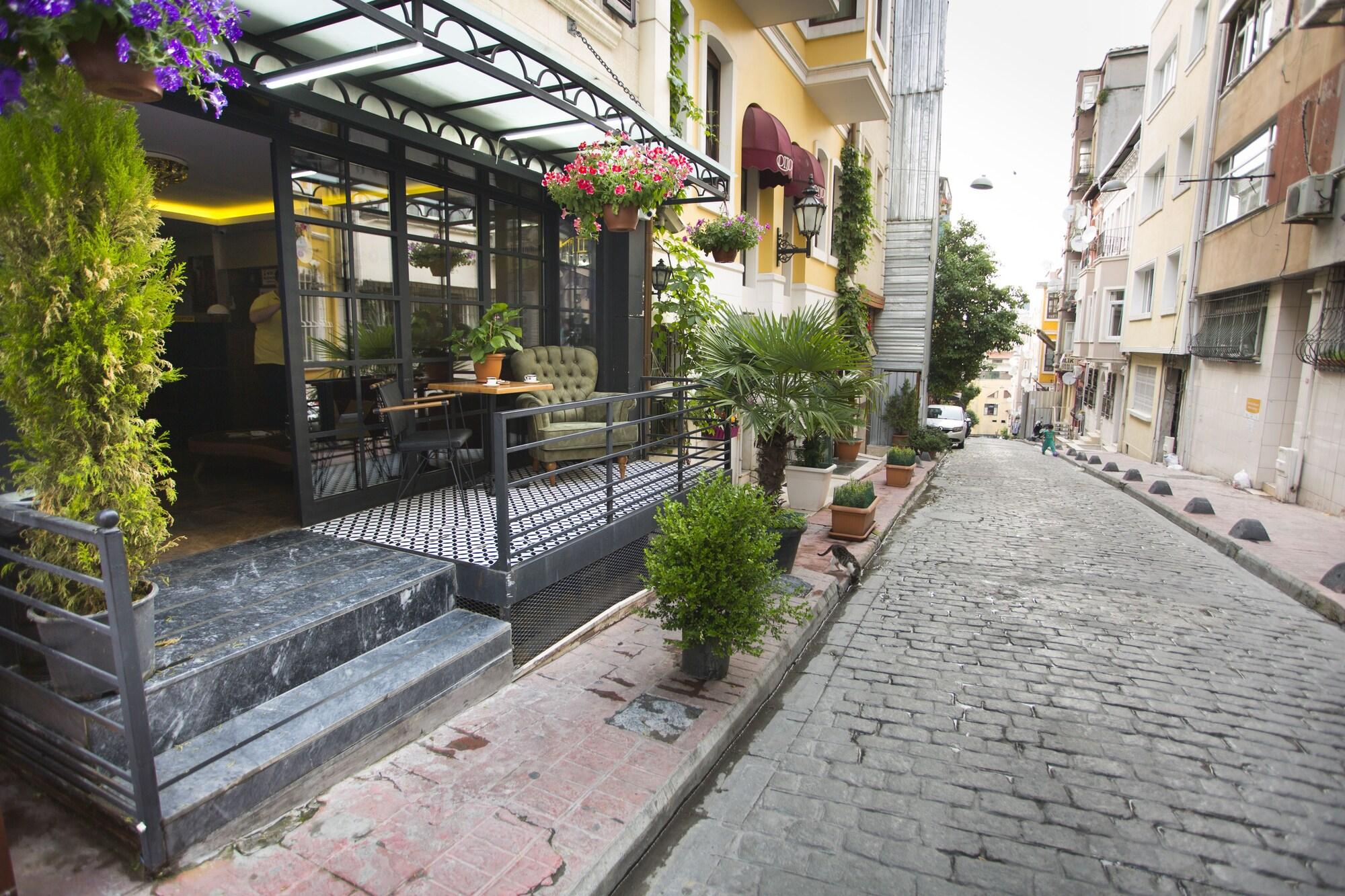 T-Square Residence Istanbul Exteriör bild